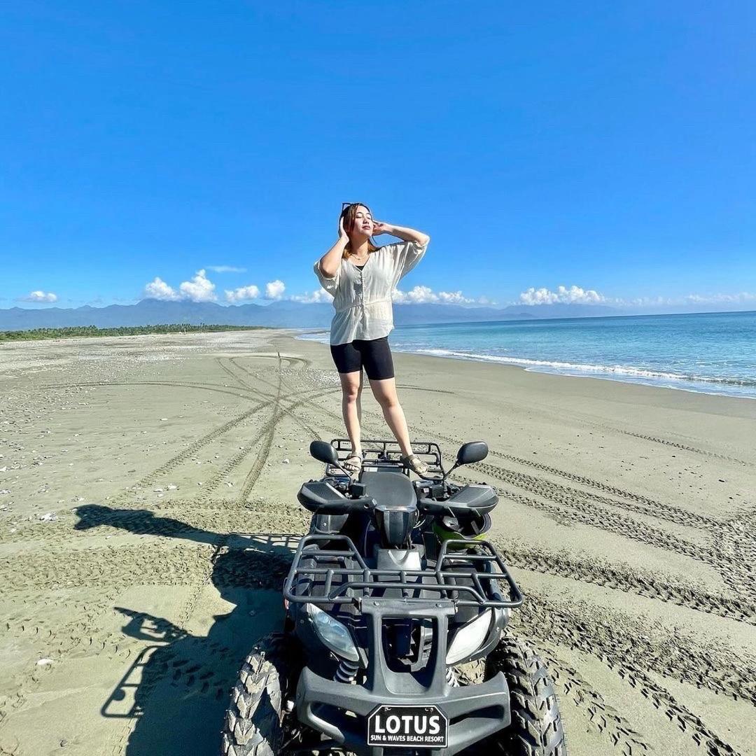 Lotus Sun & Waves Beach Resort Baler Buitenkant foto