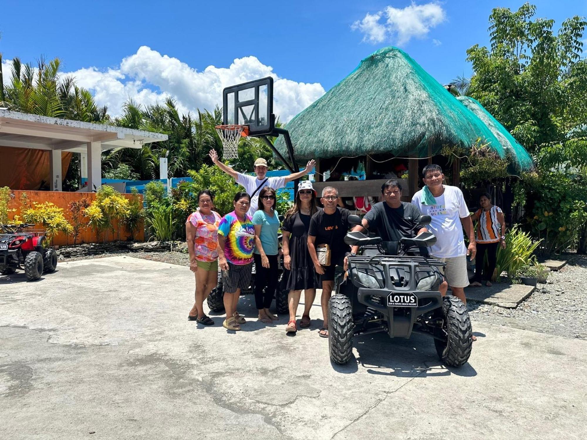 Lotus Sun & Waves Beach Resort Baler Buitenkant foto