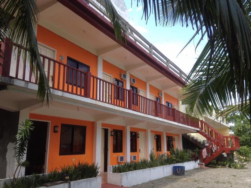 Lotus Sun & Waves Beach Resort Baler Buitenkant foto